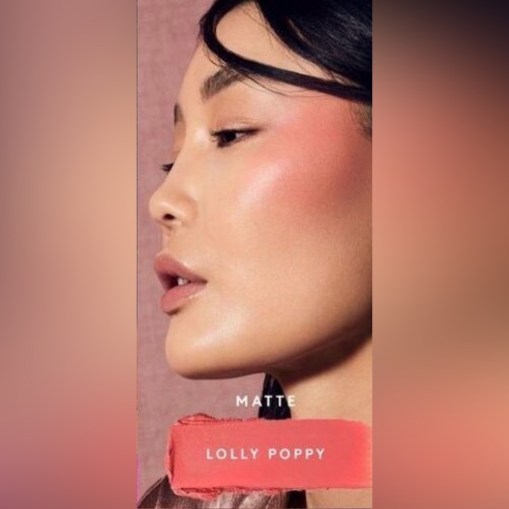 New Fenty Beauty Fenty Cheeks Suede Powder Blush Lolly Poppy for Medium Tones